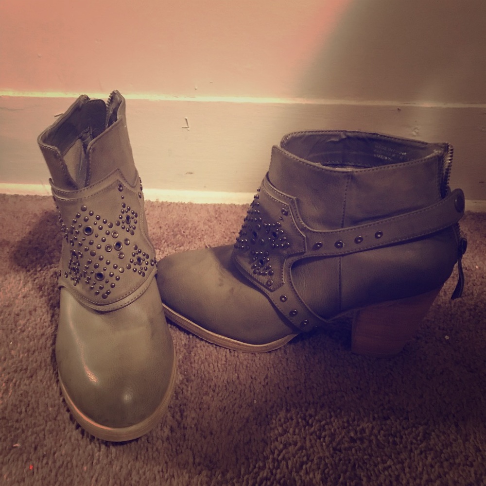 Biker boots